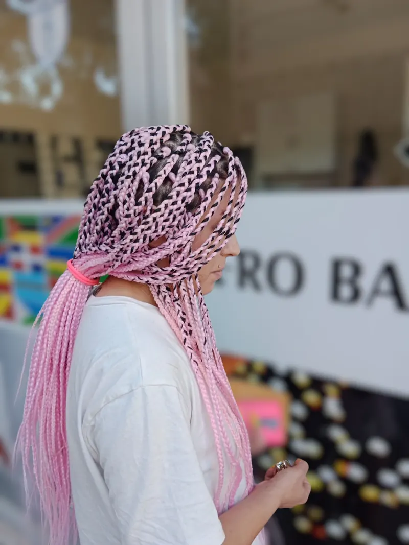 Afro Barber Izmir, Pink Braids